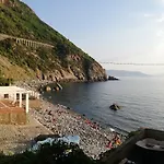 & Mare 팔미